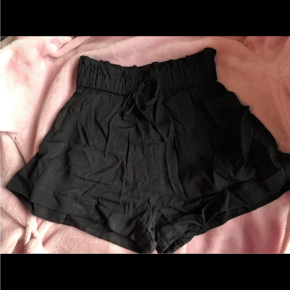 SHEIN black shorts with tie SIZE SMALL
